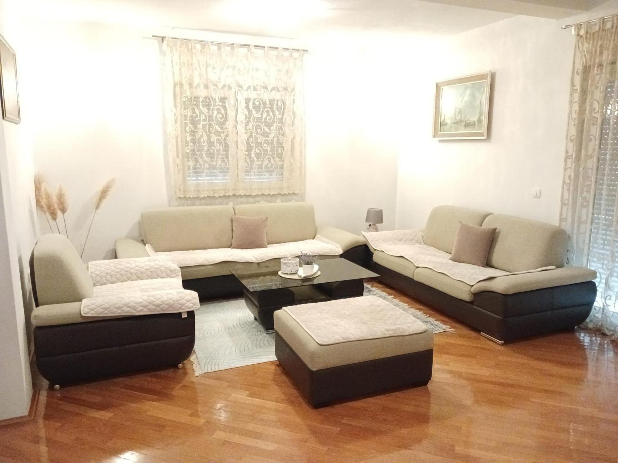 Apartman Villa Vita ชาพลินา ภายนอก รูปภาพ